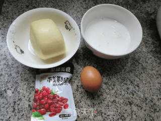 蔓越莓玉米面包布丁的制作方法